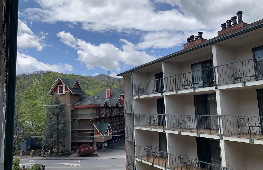 Oak Square Rentals-1