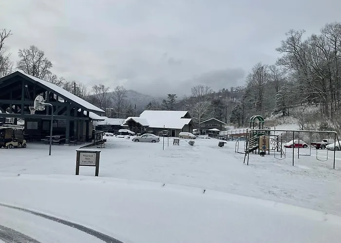 5 star hotel: Carr'S Northside Hotel And Cottages