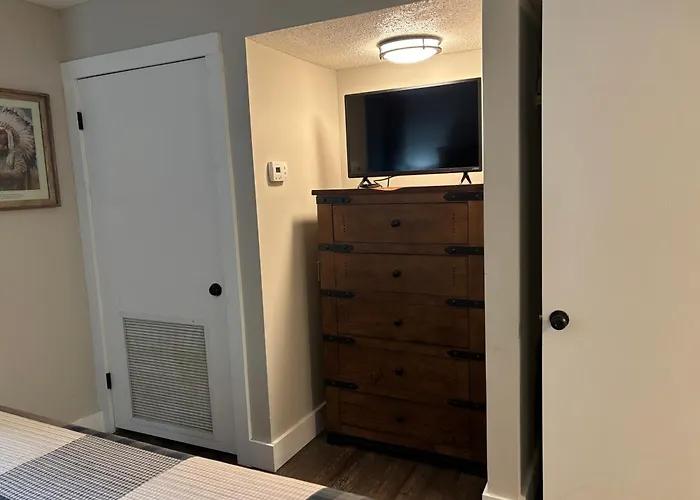 Oak Square Rentals