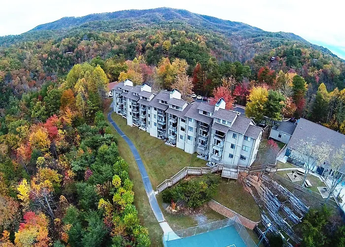 Hotel with Tennis: Deer Ridge Mountain Resort